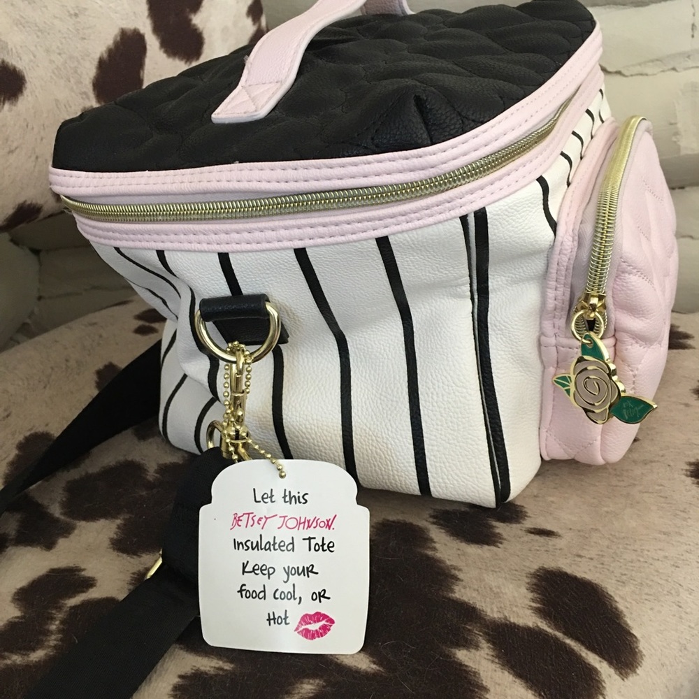 Betsy Johnson lunch bag. NWT